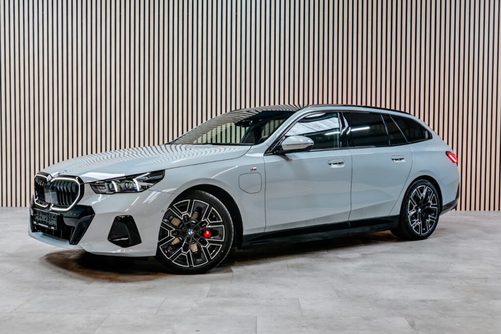 BMW 530e